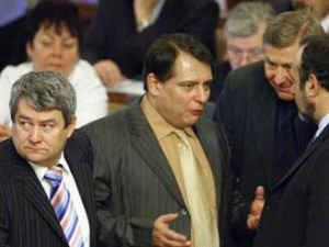 Paroubek, Grebeníček a Filip ve Sněmovně (ČTK)