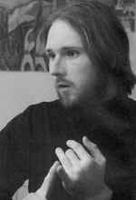 Brněnský filozof a mladý komunista Peter Schuster je mezi radikály nejumírněnější